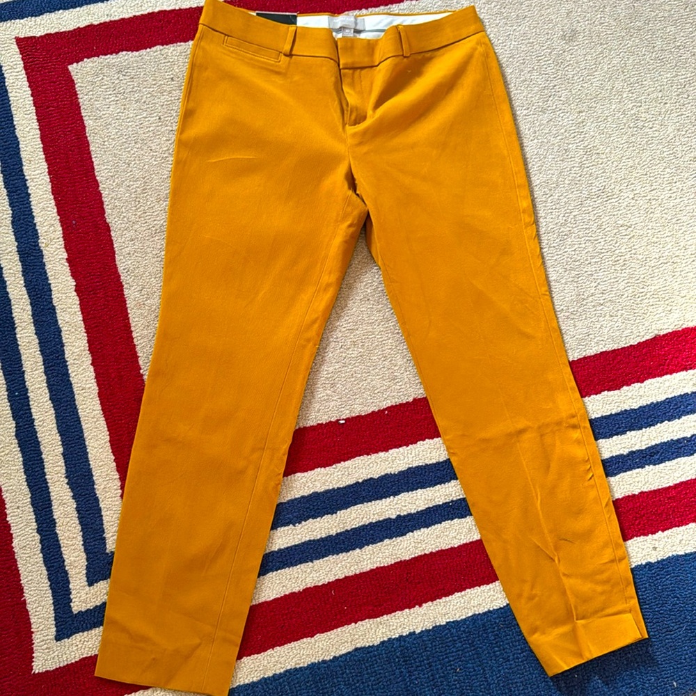 Banana Republic Trousers in Mustard- Size 10- New with Tags. Sloan Fit